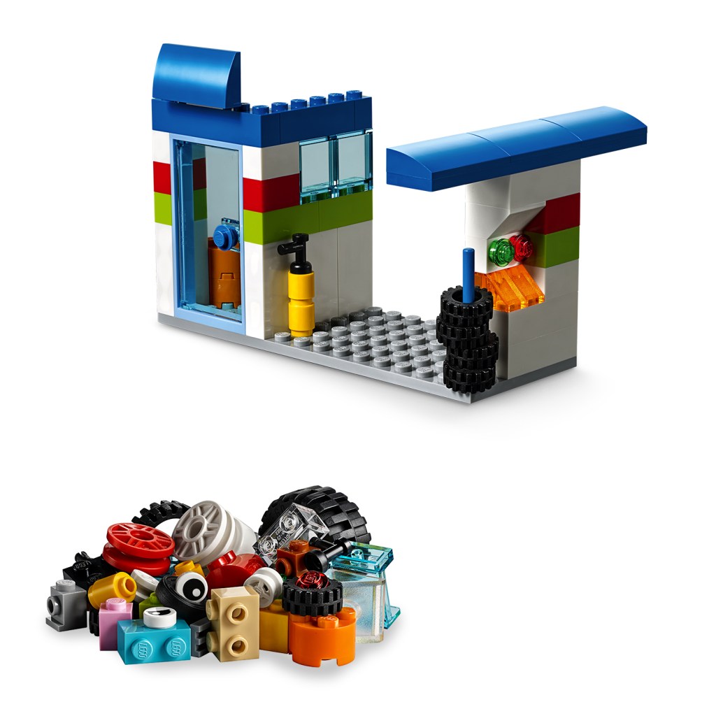 Lego-classic-10715-la-boite-de-briques-et-de-roues-feature2