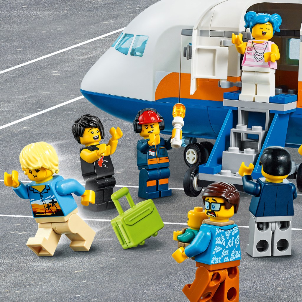 Lego-city-60262-lavion-de-passagers-feature3