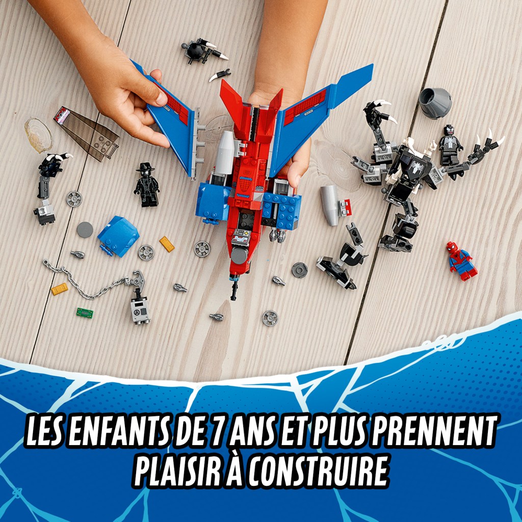 Lego-marvel-76150-le-spider-jet-contre-le-robot-de-venom-construction