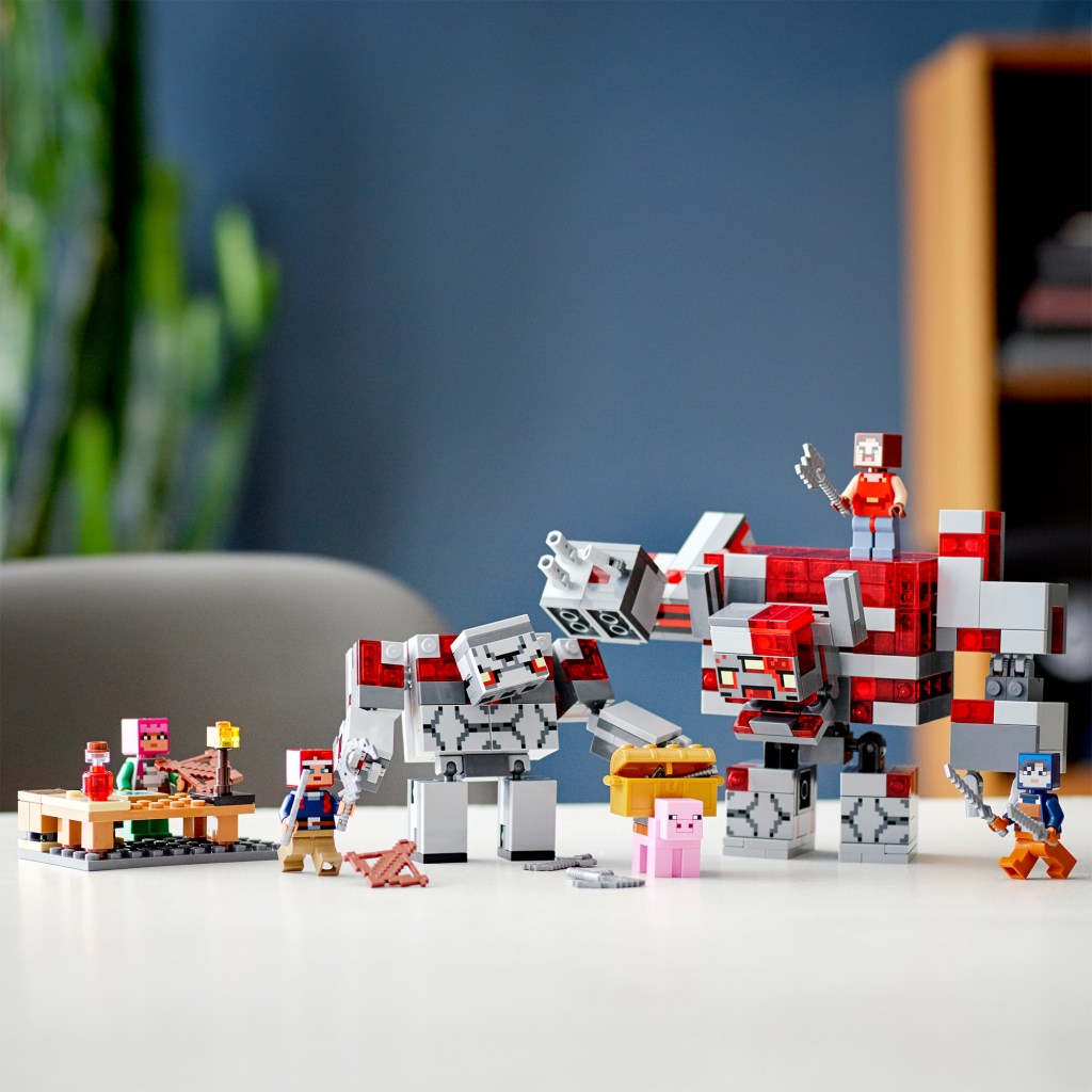 LEGO-Minecraft-21163-La-bataille-de-la-Pierre-rouge-feature1
