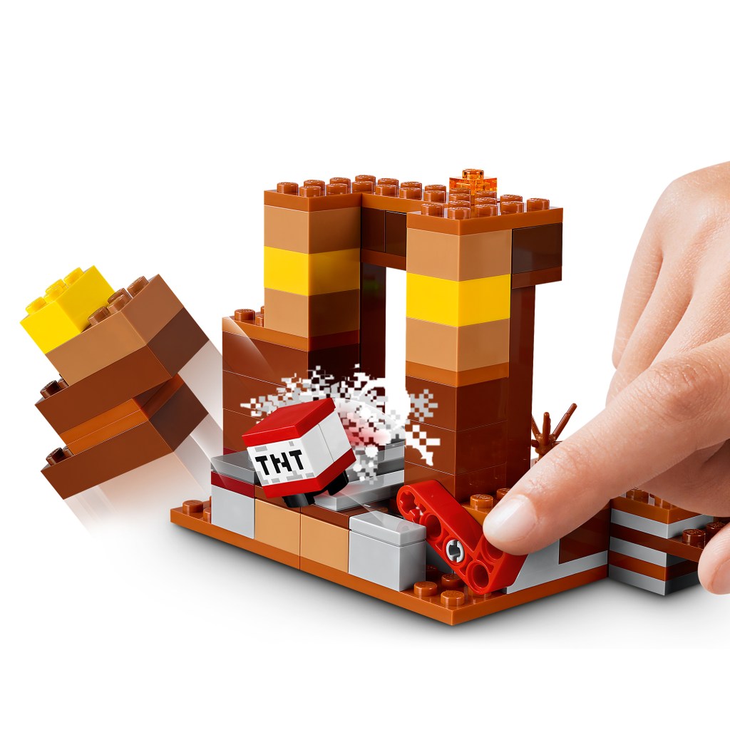LEGO-Minecraft-21167-Le-comptoir-déchange-feature2