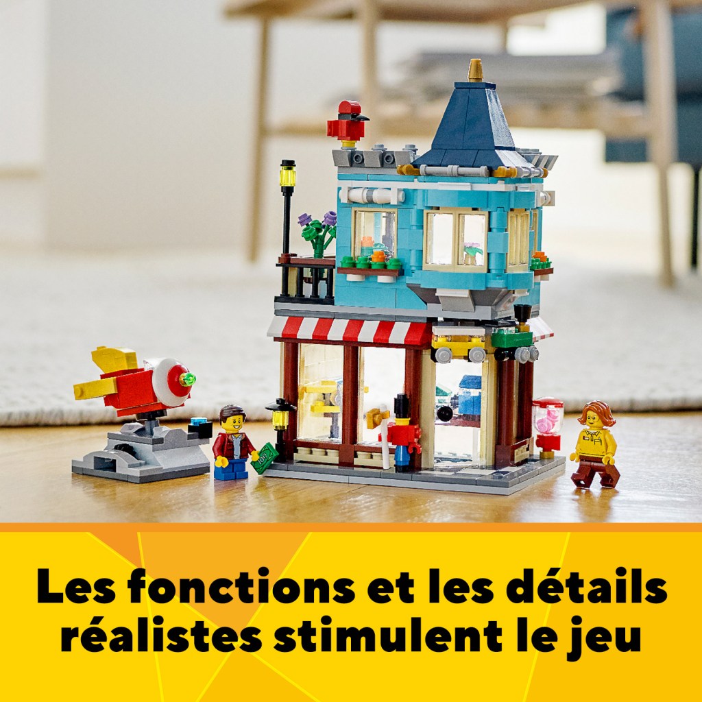 Lego-creator-31105-le-magasin-de-jouets-du-centre-ville-feature2