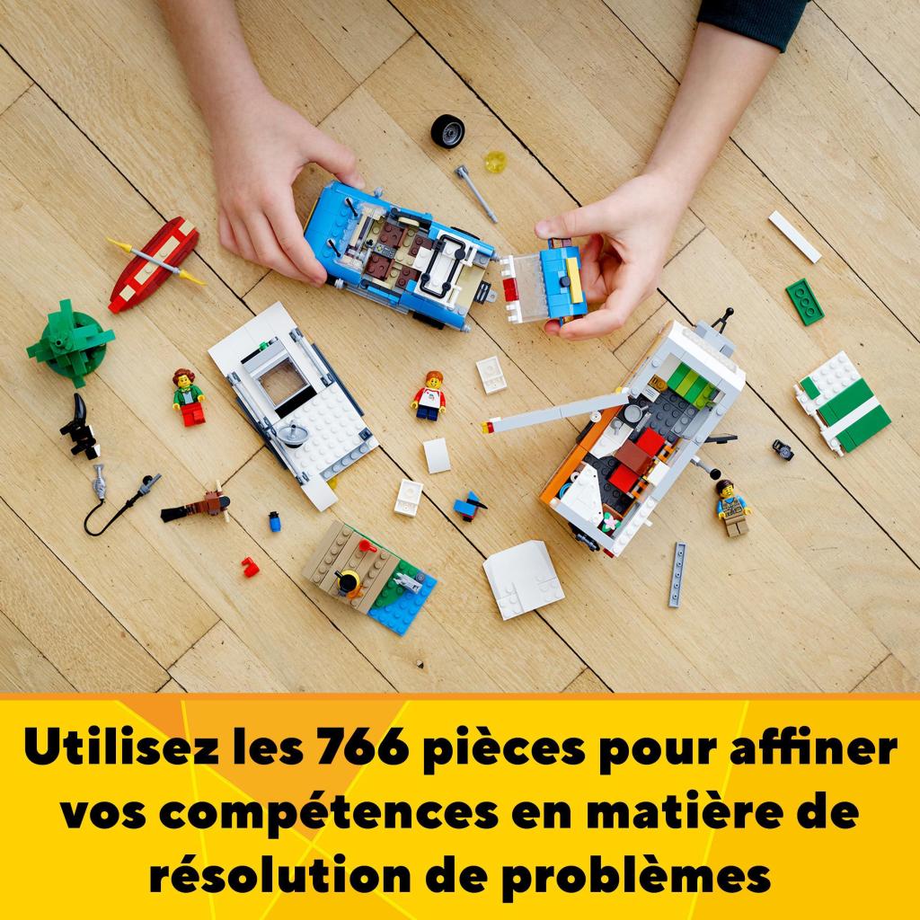 Lego-creator-31108-les-vacances-en-caravane-en-famille-construction