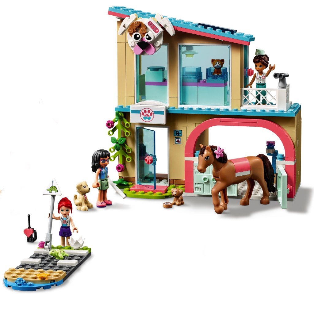 LEGO-Friends-41446-La-clinique-vétérinaire-de-Heartlake-City-feature1
