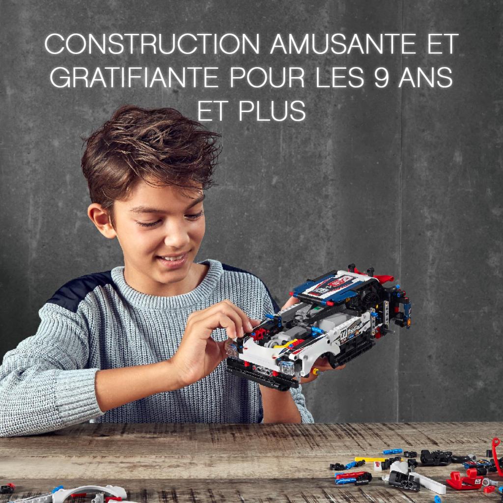 Lego-technic-42109-la-voiture-de-rallye-controlee-construction