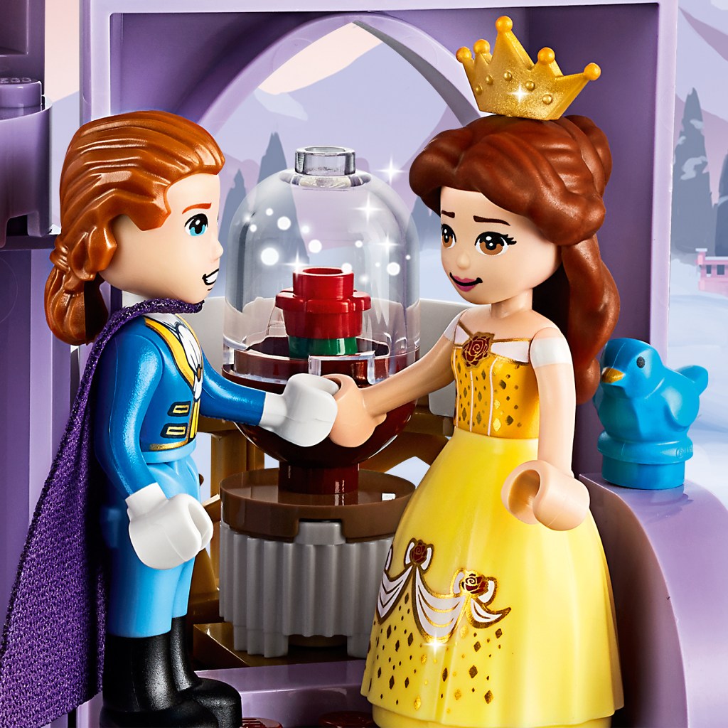 Lego-disney-princess-43180-la-fete-dhiver-dans-le-chateau-de-belle-feature2