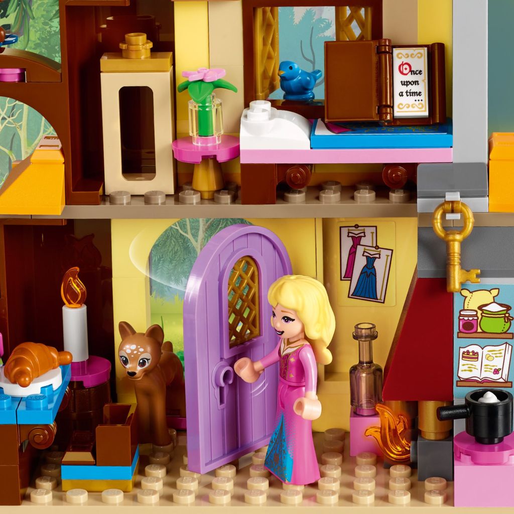 Lego-disney-princess-43188-le-chalet-dans-la-foret-daurore-feature3