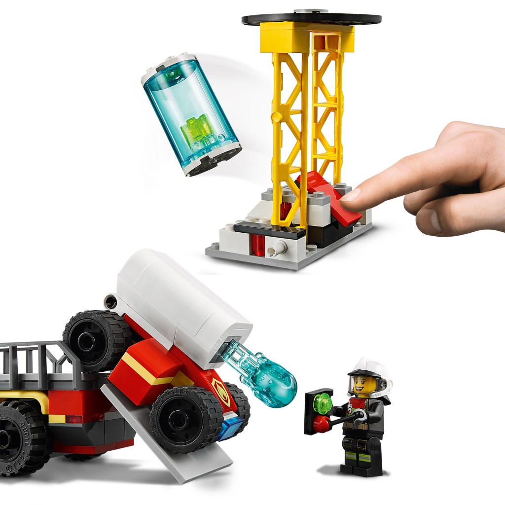 Lego-city-60282-lunite-de-commandement-des-pompiers-feature2