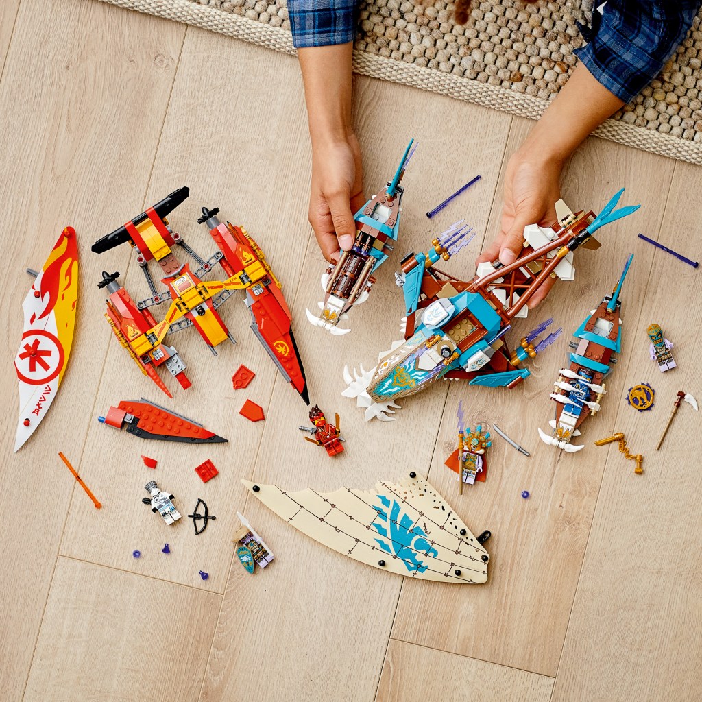 Lego-ninjago-71748-la-bataille-de-catamarans-construction