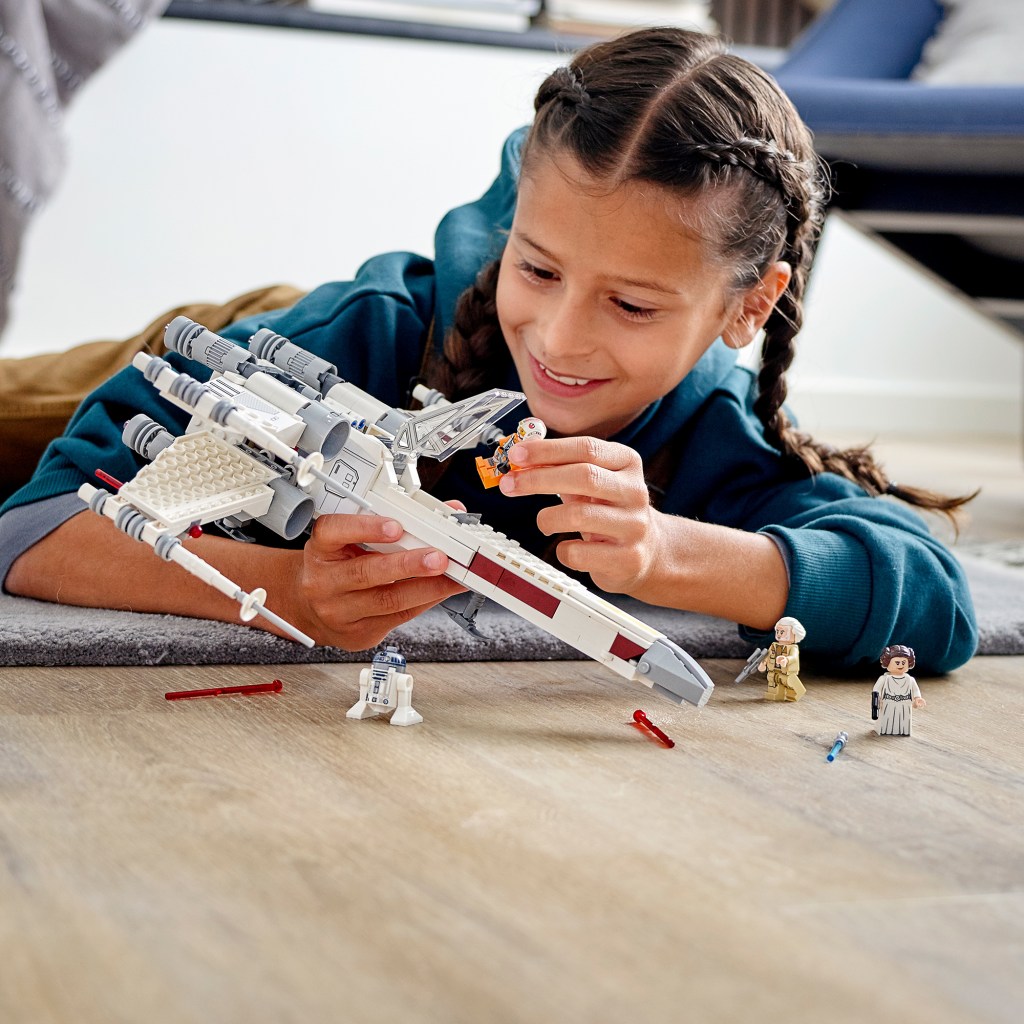 Lego-star-wars-75301-le-xwing-fighter-de-luke-skywalker-jeu