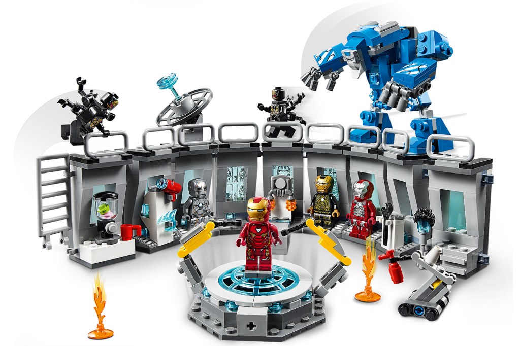 LEGO-Marvel-76125-La-salle-des-armures-dIron-Man-feature1