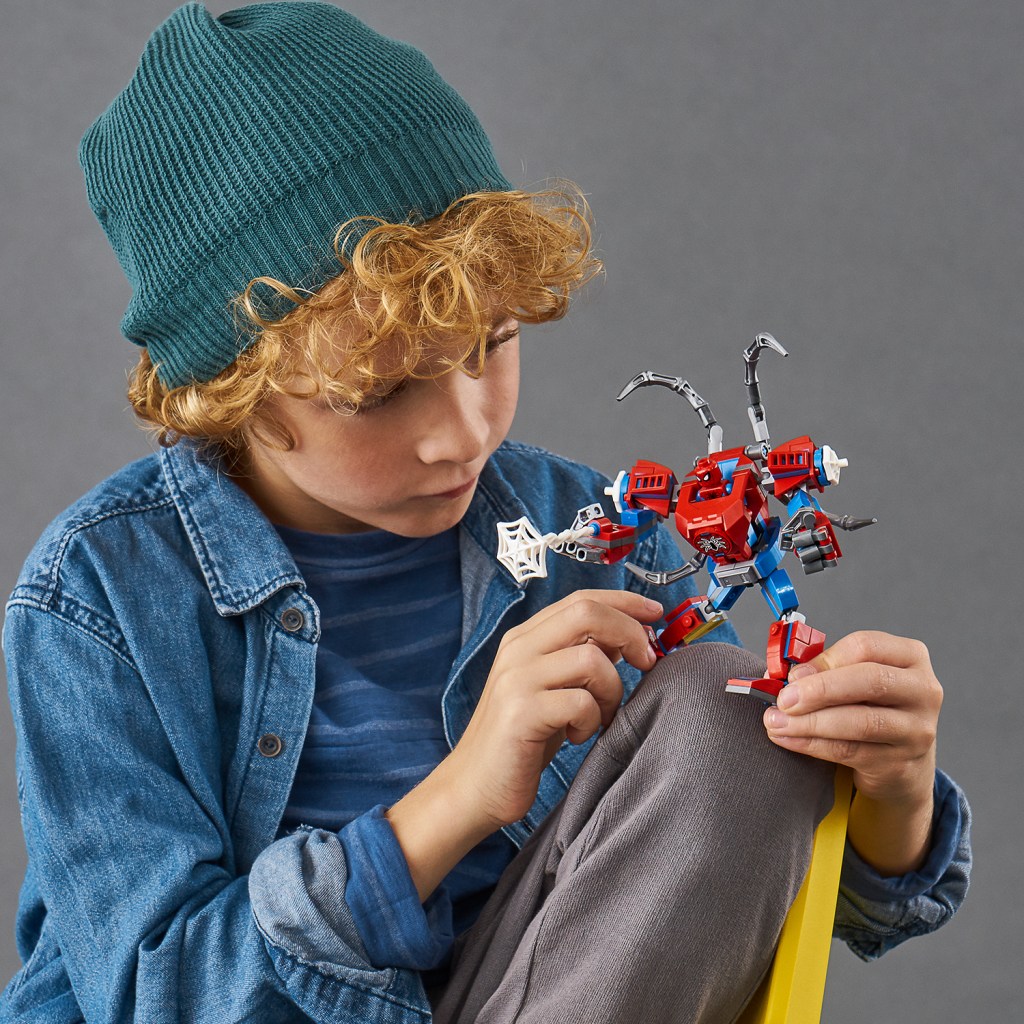 LEGO-Marvel-76146-Le-robot-de-Spider-Man-jeu