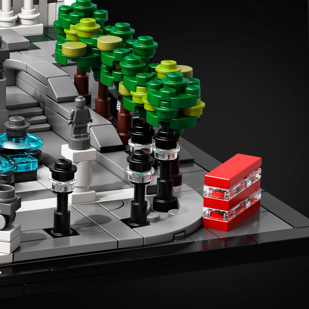 Lego-architecture-21045-trafalgar-square-feature3