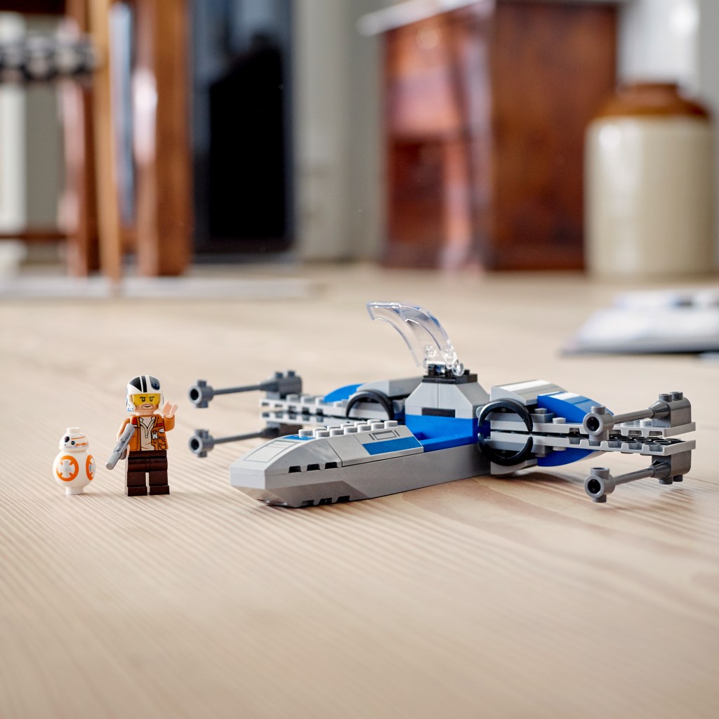 LEGO-star-wars-75297-X-Wing-de-la-Résistance-feature3