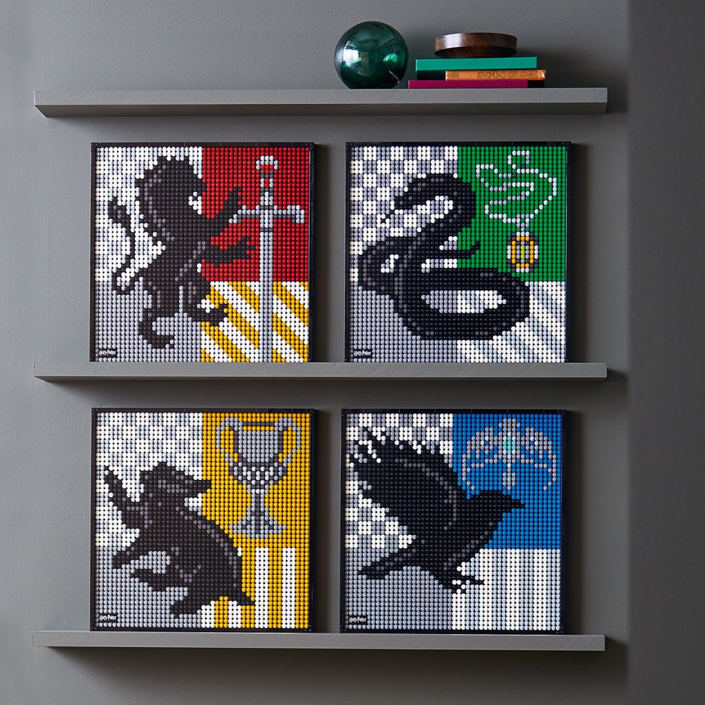 LEGO-Art-31201-Harry-Potter-les-blasons-de-Poudlard-feature3