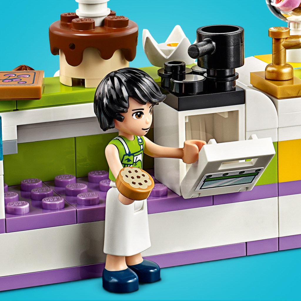 LEGO-Friends-41393-Le-Concours-de-Pâtisserie-feature3