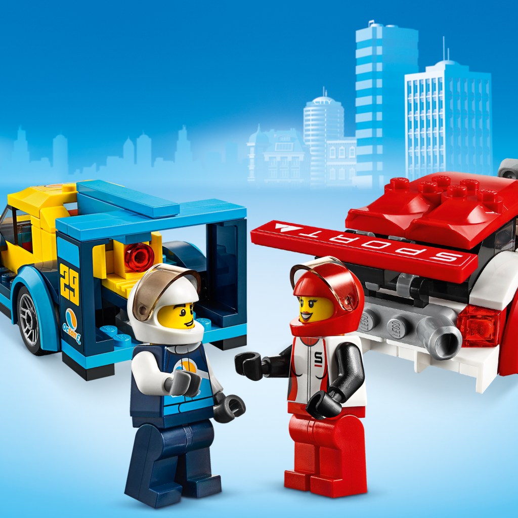 LEGO-City-60256-Les-voitures-de-course-feature1