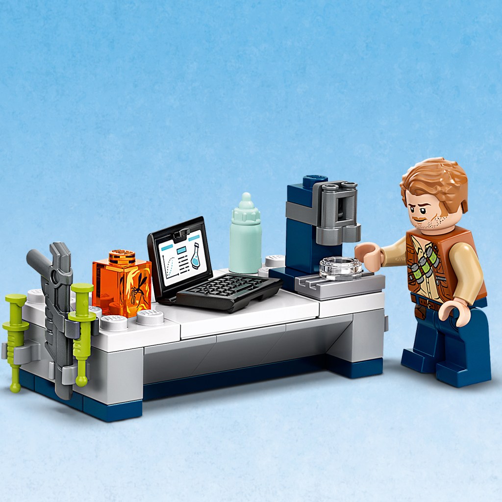 LEGO-Jurassic-World-75939-Le-labo-de-Dr-Wu-levasion-des-bebes-feature3
