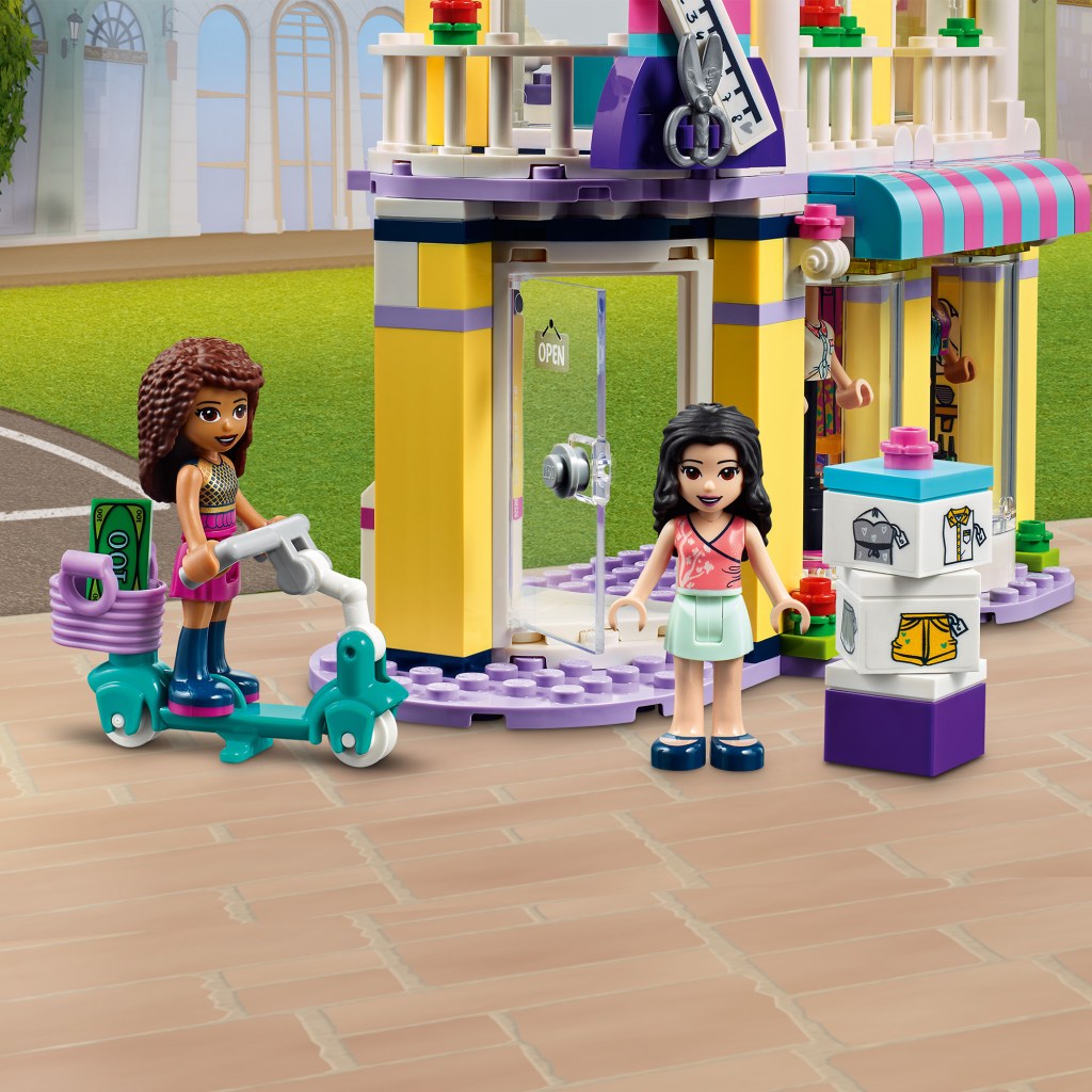 Lego-Friends-41427-La-Boutique-de-Mode-dEmma-feature3
