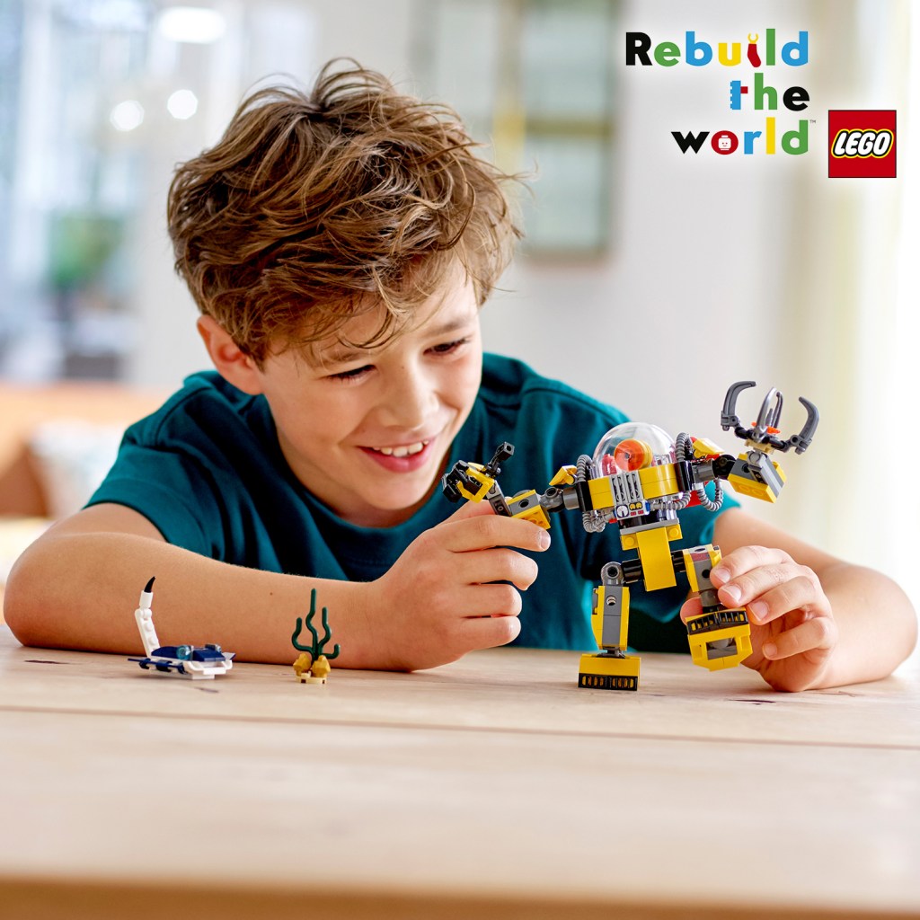 LEGO-creator-31090-Le-robot-sous-marin-jeu