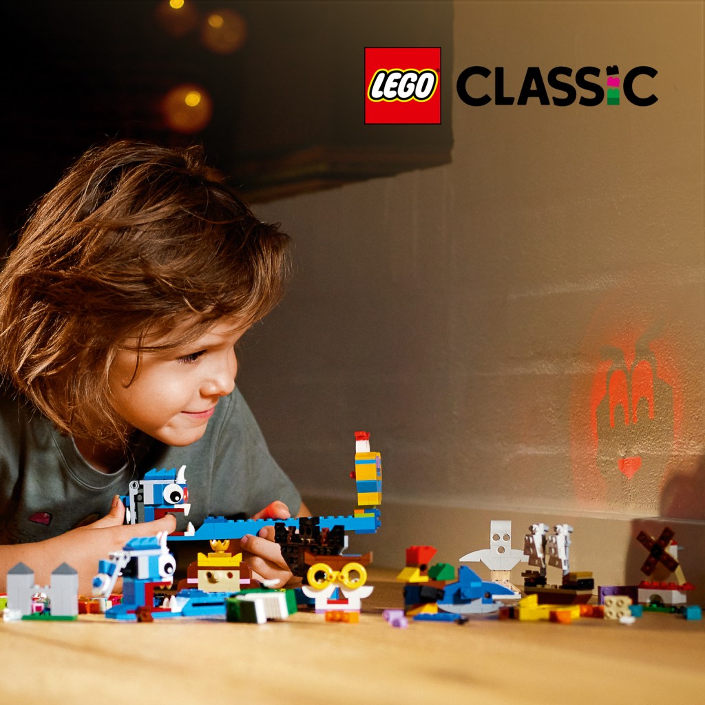 LEGO-Classic-11009-Briques-et-lumières-jeu