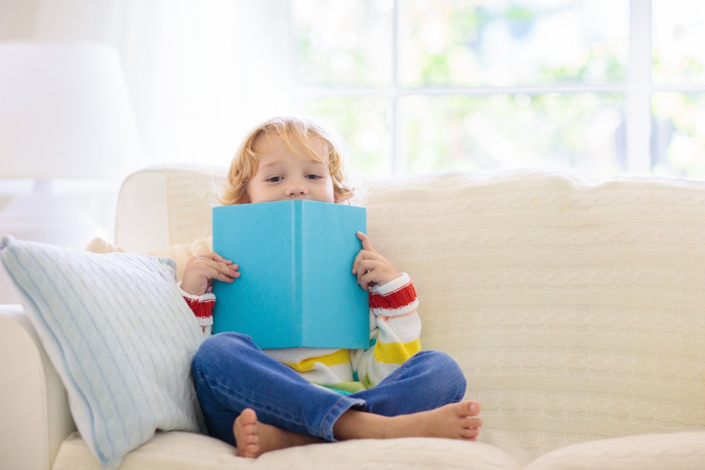 Enfant livre lecture biodiversité écologie