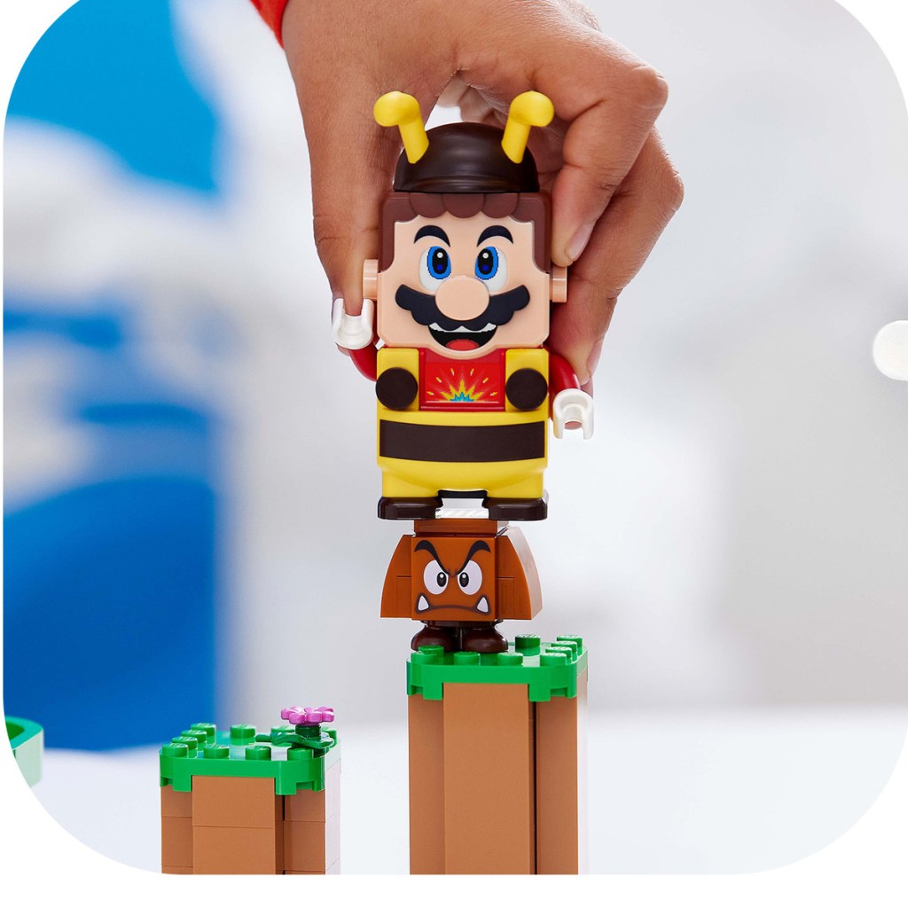 LEGO-Super-Mario-71393-Pack-de-Puissance-Mario-abeille-feature1