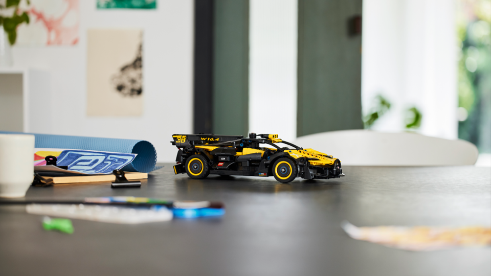 LEGO® Technic 42151 Le Bolide Bugatti | La Cabane à Jouer