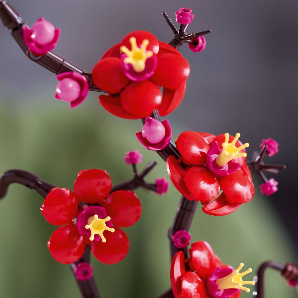 détails LEGO 10369 Les fleurs de prunier