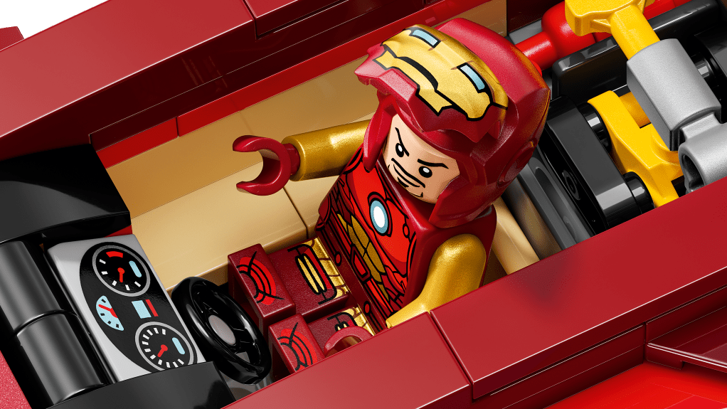 détails LEGO Marvel 76310 La voiture d’Iron Man et Black Panther contre Hulk rouge