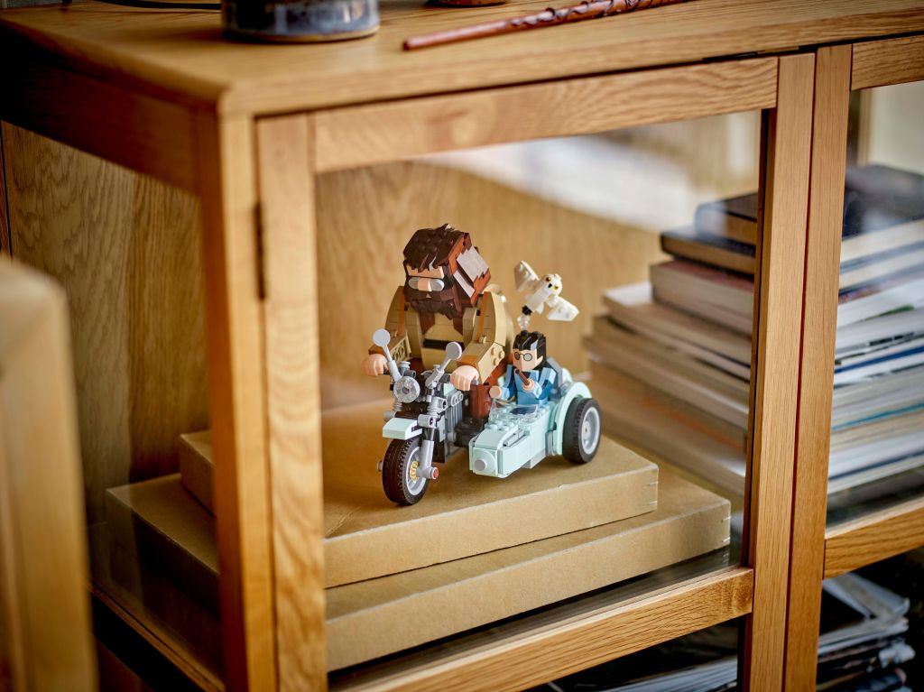 décoration LEGO Harry Potter 76443 : La Balade en Moto de Hagrid et Harry