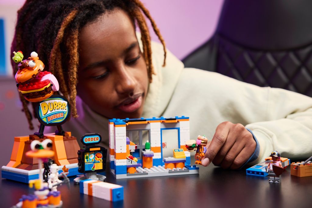 détails LEGO Fortnite 77076 Le Restaurant Durrr Burger