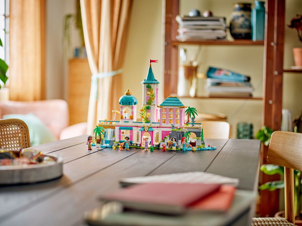 décoration LEGO Disney 43267 Le château des princesses et les animaux royaux