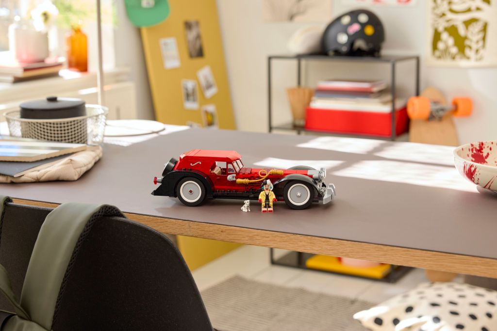 décoration LEGO Disney 43277 – La Voiture de Cruella d’Enfer