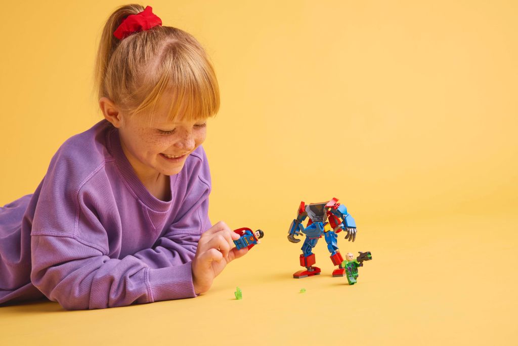 LEGO DC 76302 : Le robot de Superman contre Lex Luthor