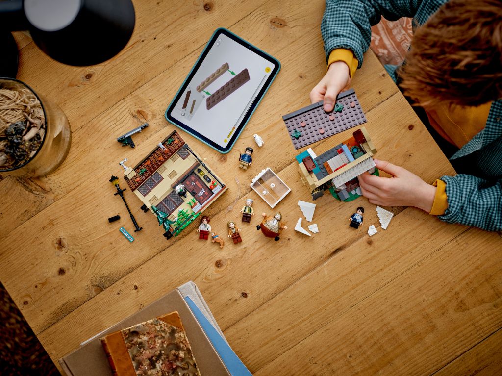 construction LEGO 76451 Privet Drive : La visite de tante Marge