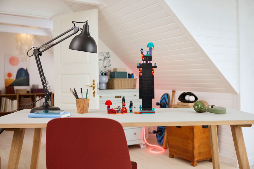 décoration LEGO Minecraft 21279 La tour de l’Enderman
