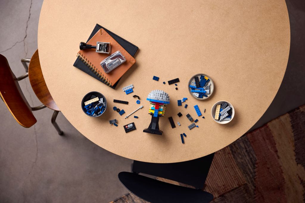 construction LEGO Star Wars 75408 : Le Casque de Jango Fett