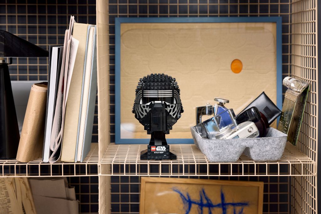 décoration LEGO Star Wars 75415 : Le Casque de Kylo Ren