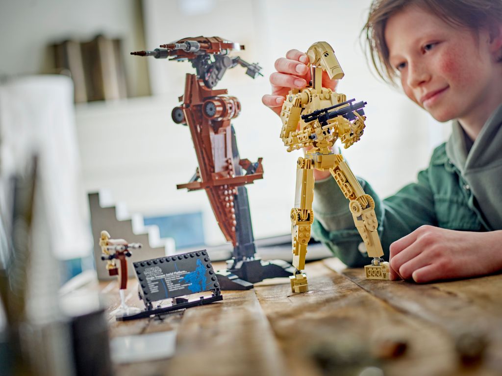 détails LEGO Star Wars 75428 Droïde de combat sur son STAP