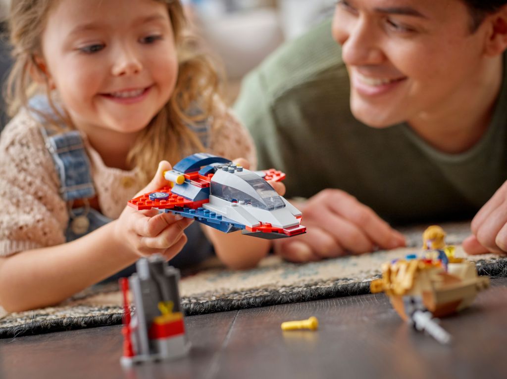 détails LEGO Marvel 76319 : Captain America contre Thanos