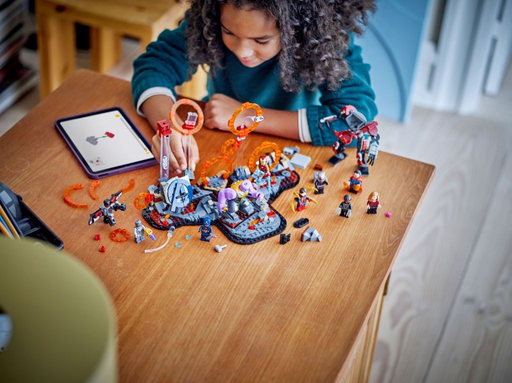 construction LEGO Marvel 76323 : Combat final d’Avengers – Endgame