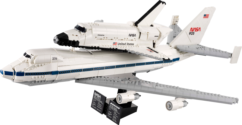 LEGO Icons 10360 : Le Shuttle Carrier Aircraft