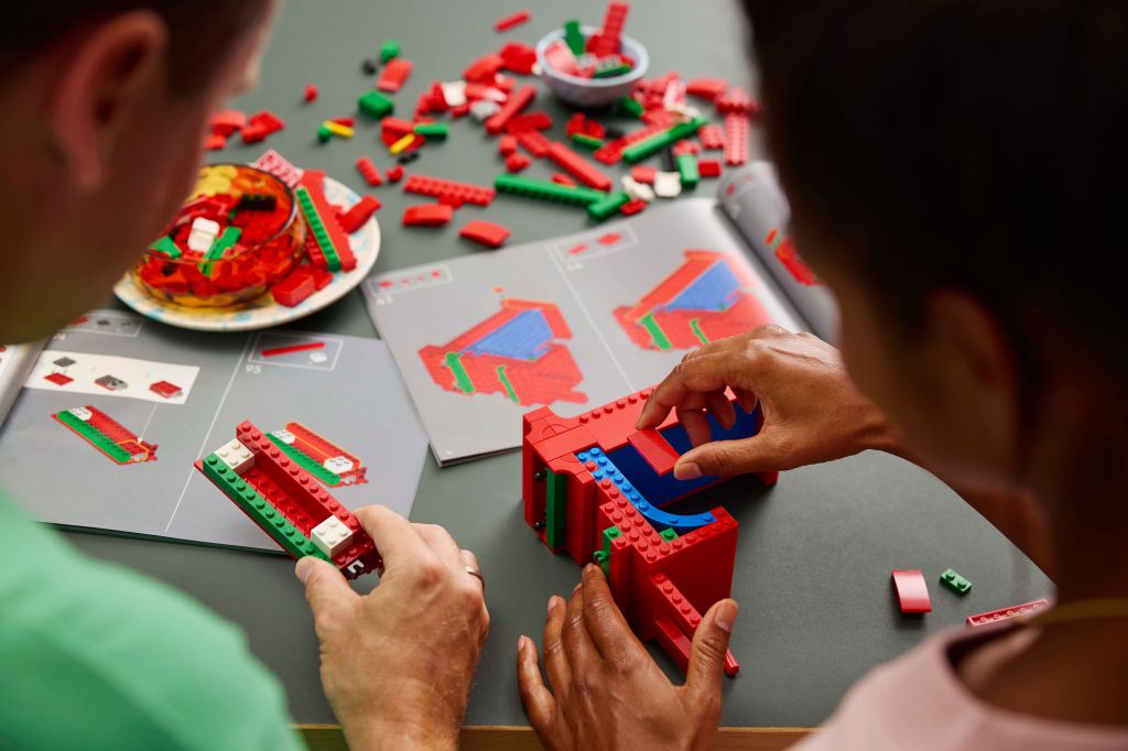 construction LEGO Art 31214 : LOVE