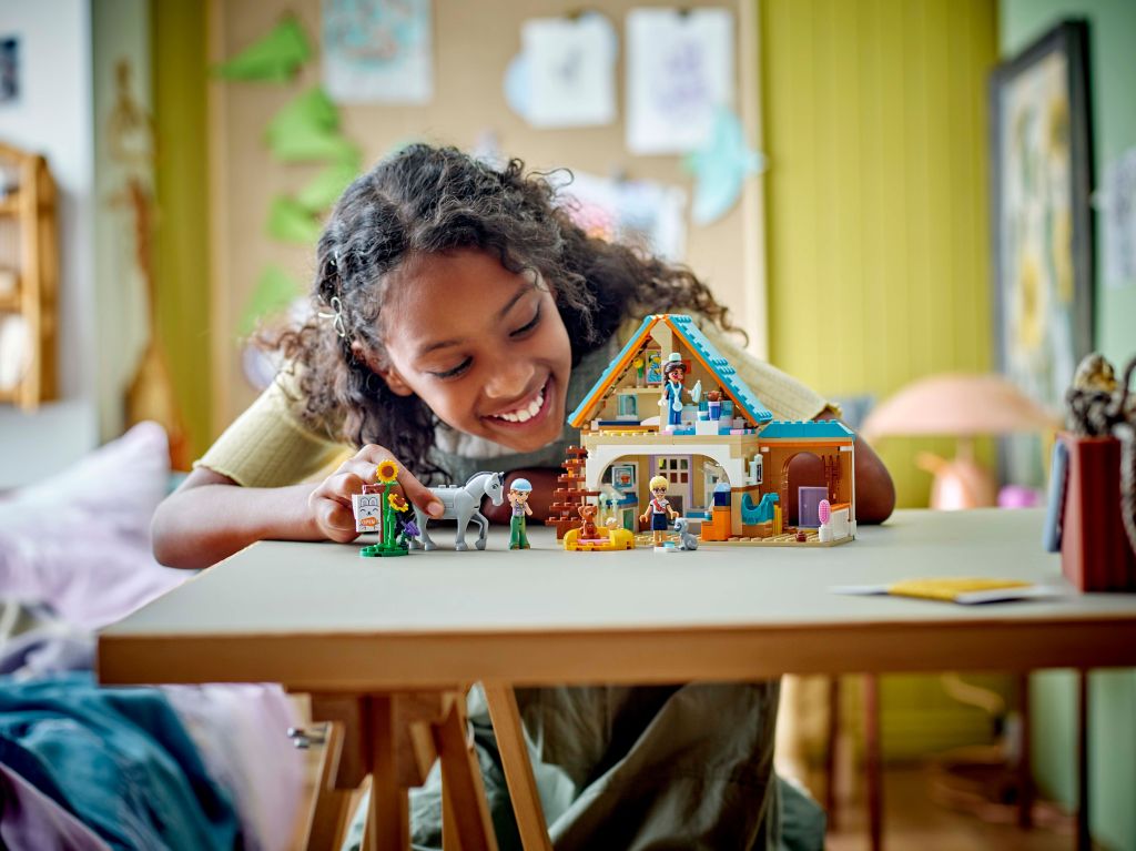 LEGO Friends 42651 : La Clinique Vétérinaire pour Chevaux et Animaux de Compagnie