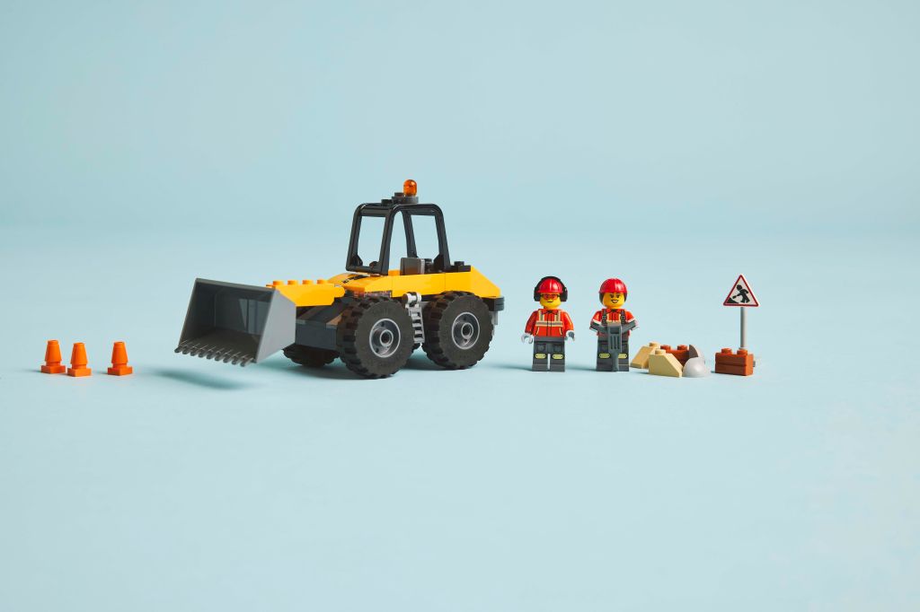 personnages LEGO City 60450 : La Chargeuse de Chantier Jaune