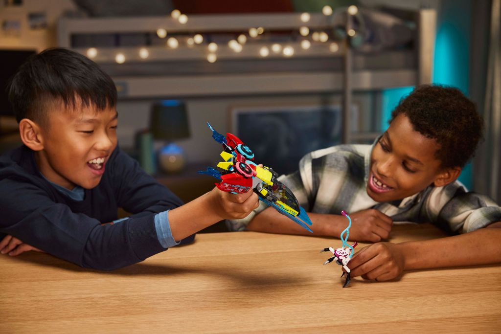 LEGO DREAMZzz 71489 : L’Avion-Manette de jeu de Cooper