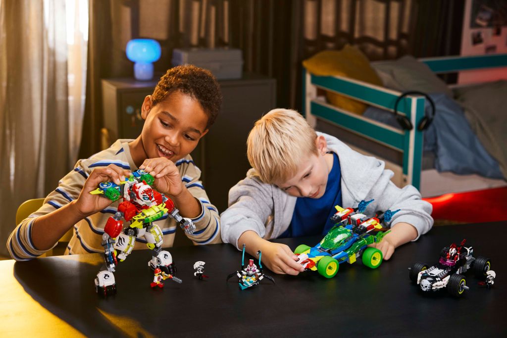 LEGO DREAMZzz 71497 : Robot-Tigre de Cooper et bolide de Zero