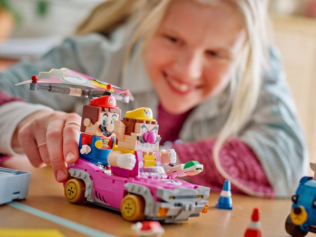 détails LEGO Super Mario 72038 : Mario Kart – Wario et Roi Boo