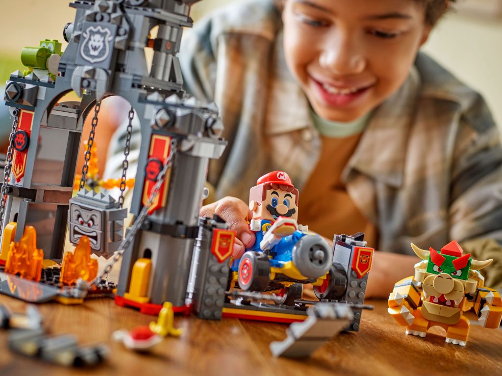 détails LEGO Super Mario 72039 : Mario Kart – Château de Bowser